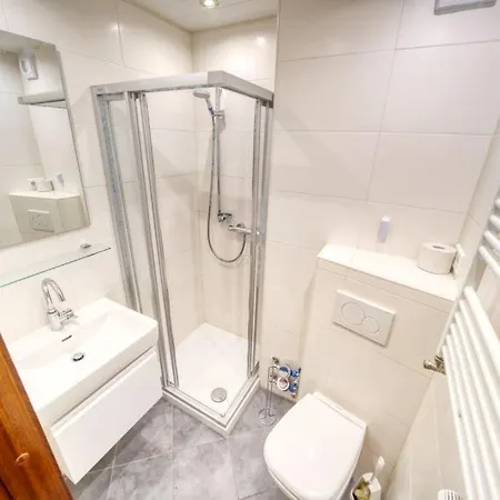 - Haus H, App 0h0510 Apartment *